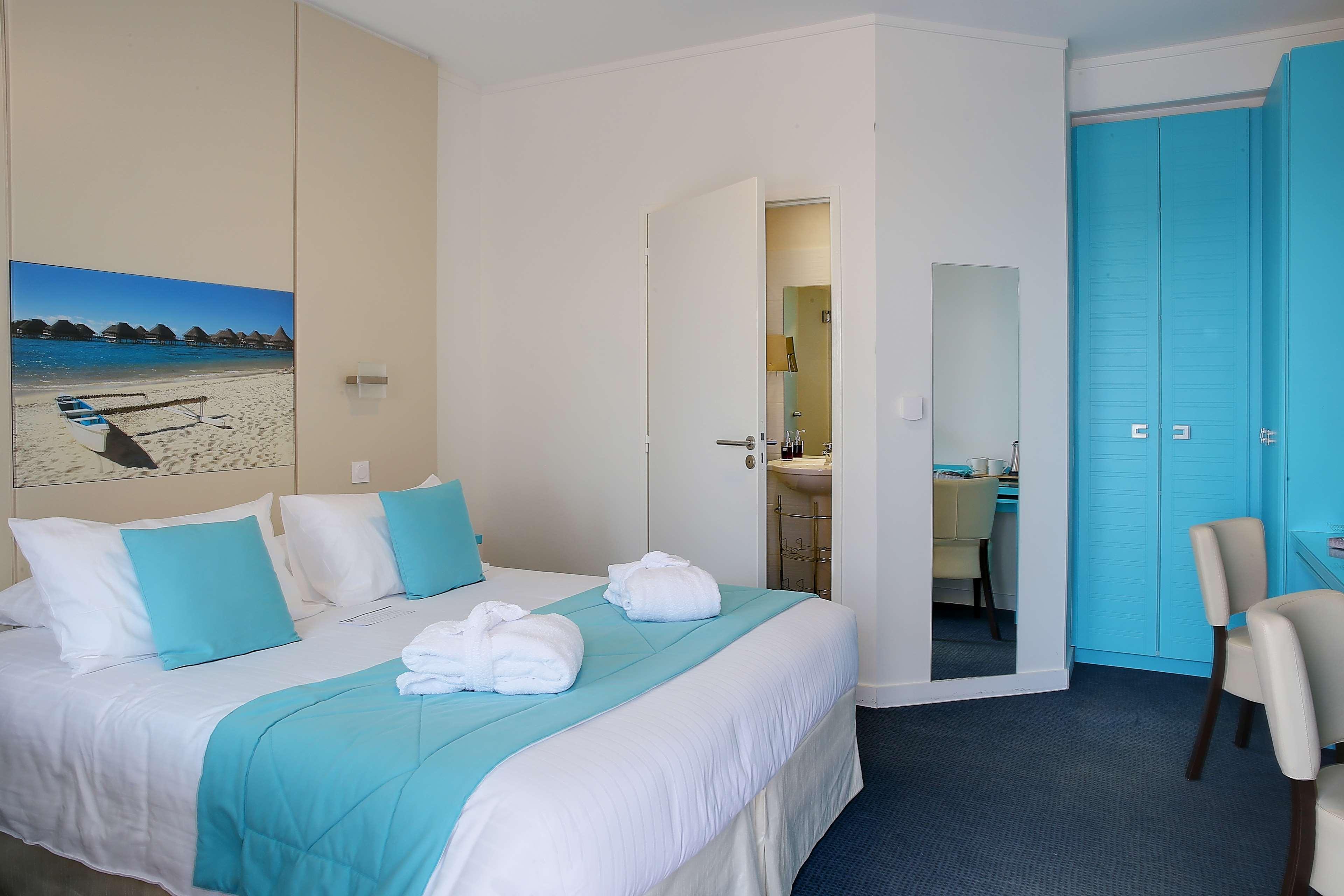 เบสต์ เวสเทิร์น พลัส เล แตราส เดอ เบรอา Hotel ปลูบาซลาเนค ภายนอก รูปภาพ